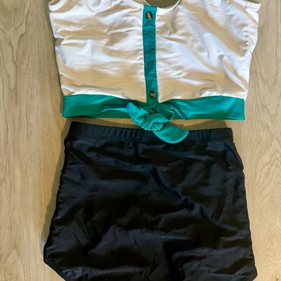 Coral Reef 2-Piece Swimsuit - Picture 2 of 2